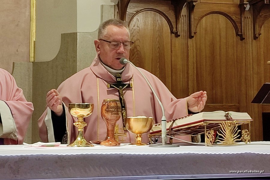 21 Niedziela - msza poranna.jpg